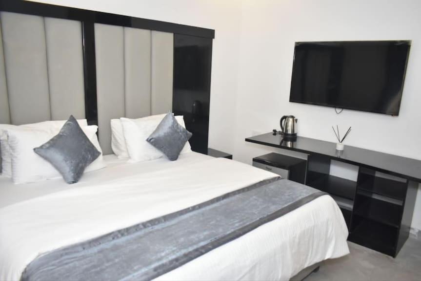 Jada Hotel And Suits Lagos Exterior foto